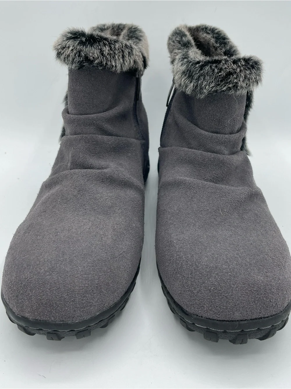 Khombu “Bonnie” Gray Faux-Fur Trim Winter Ankle Boots.